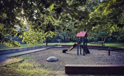 �Ӱ���c(di��n)���a(b��)���Z(y��)